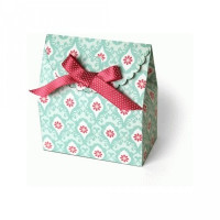 3d scalloped flap favor box